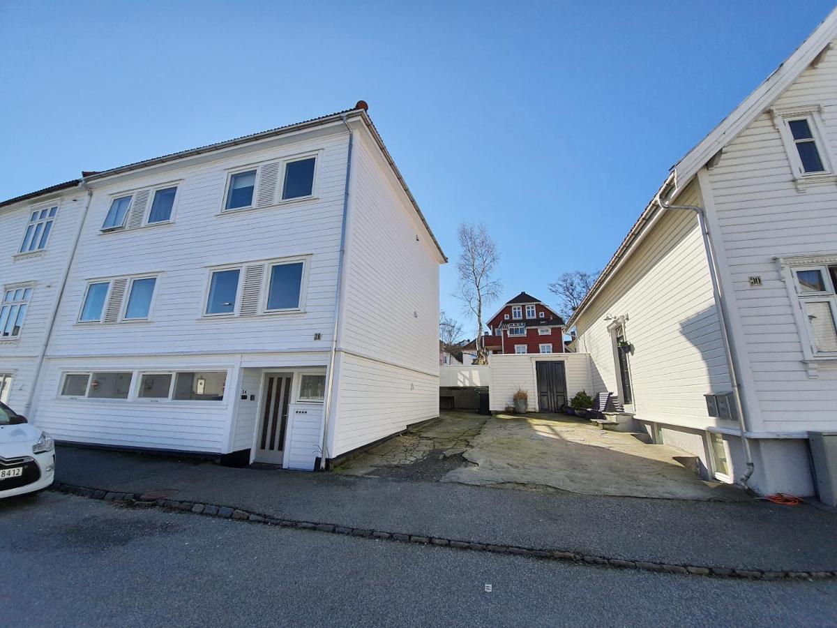Central Bnb Stavanger At Bertis Ap4 Экстерьер фото